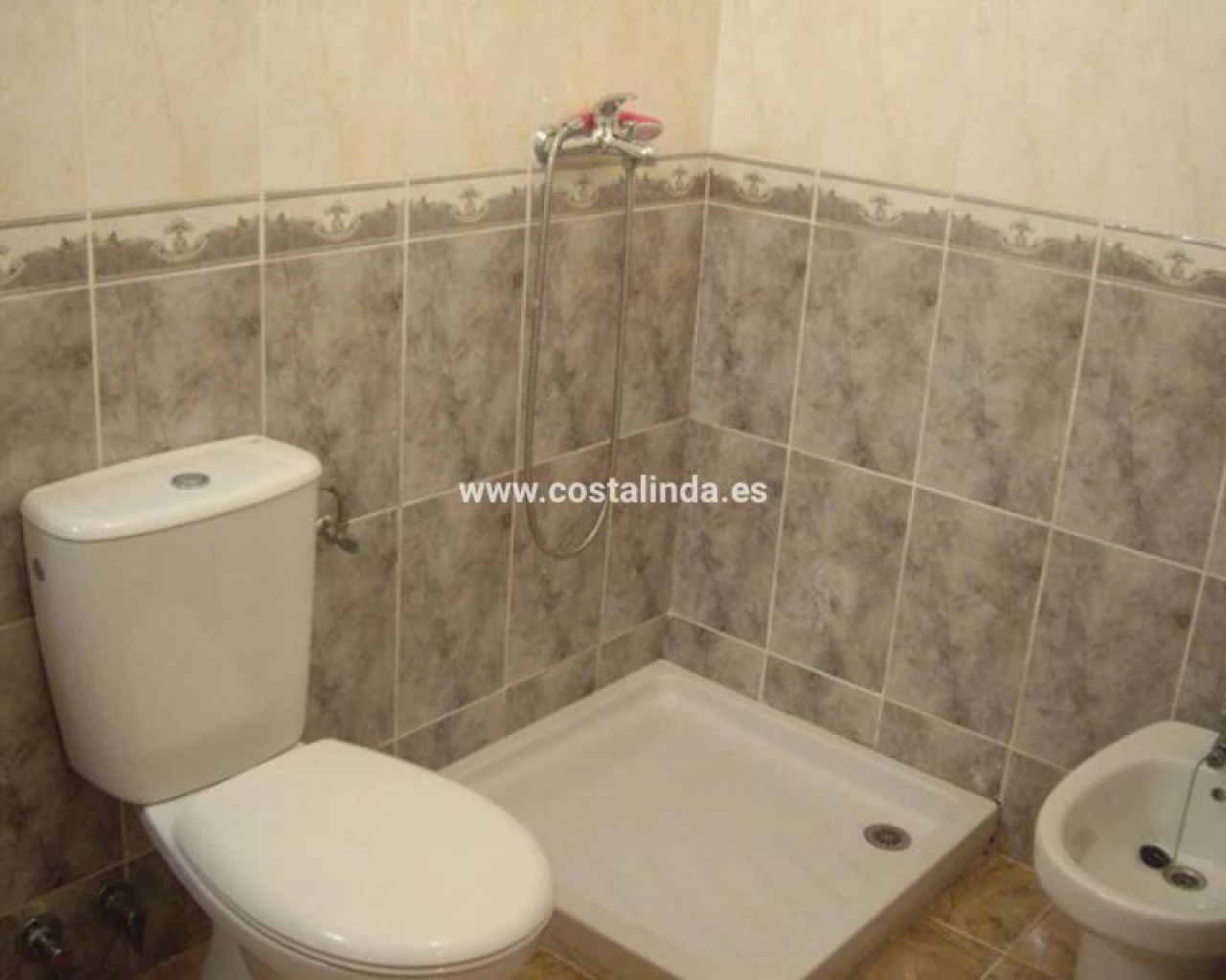 LAC 2273  | LAC 2273 